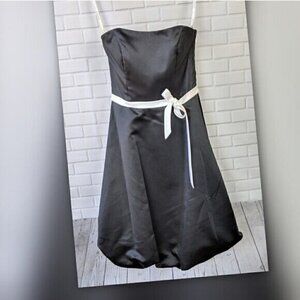 Alexia II black and white strapless Knee Length Formal dress Women's 10